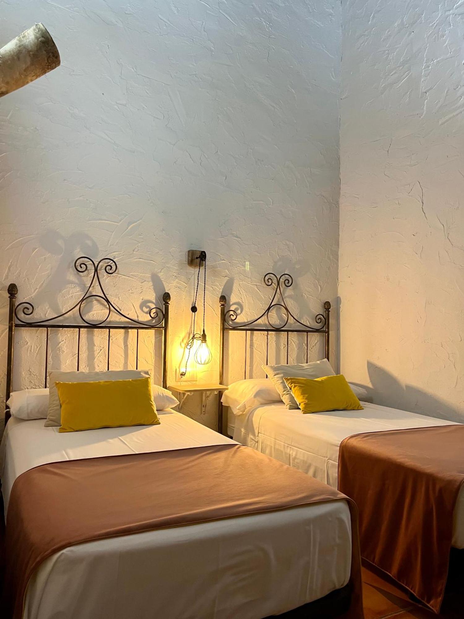 Complejo Rural Mirador De La Alcaidia Villa Hornachuelos Luaran gambar